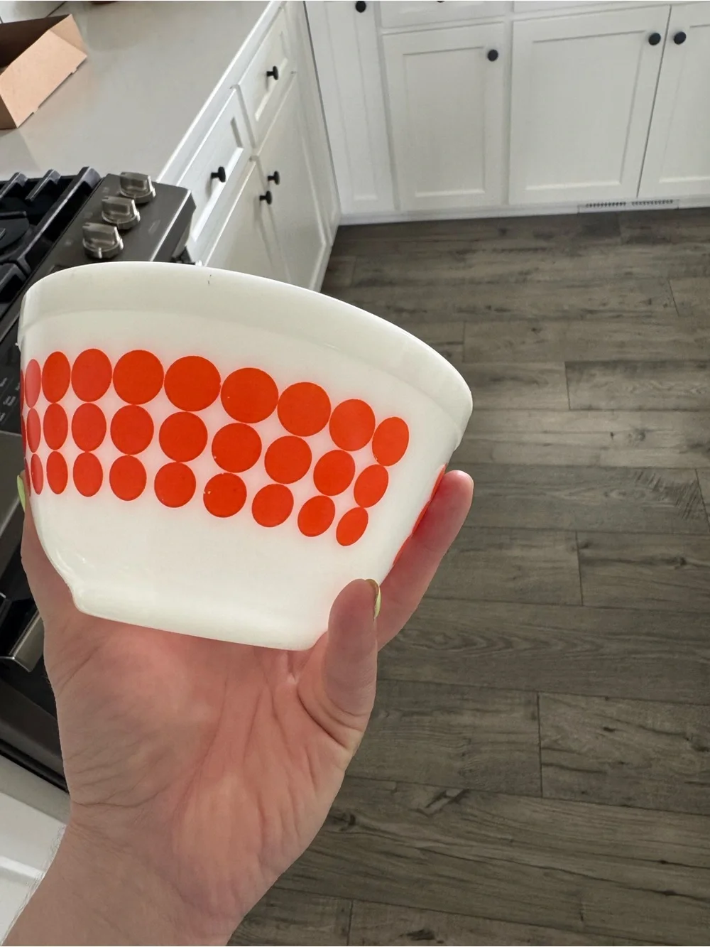 Pyrex vintage polka